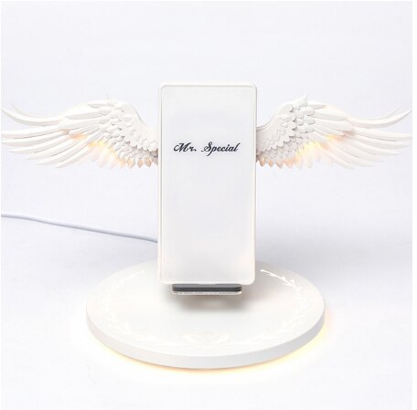 LifeHacker AngelWings Charger